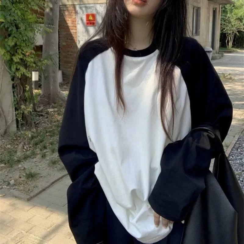 Casual Oversized T Shirt Y2K Tops Harajuku Long Sleeve O-Neck T-Shirts Spring Autumn Black White Patchwork Tees Women Streetwear